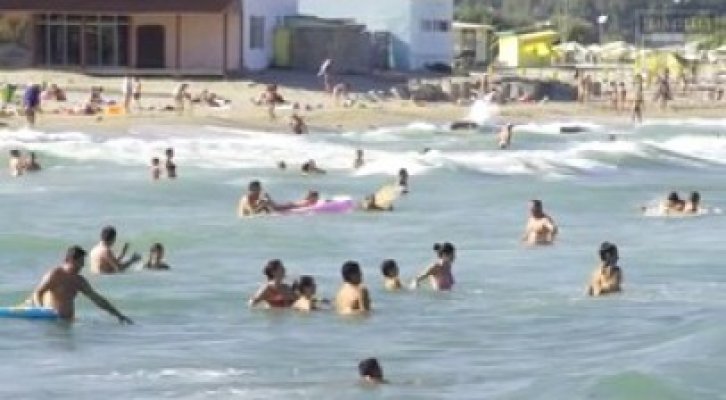 Plaja a fost plină la Mangalia, pe 2 septembrie - vezi video!